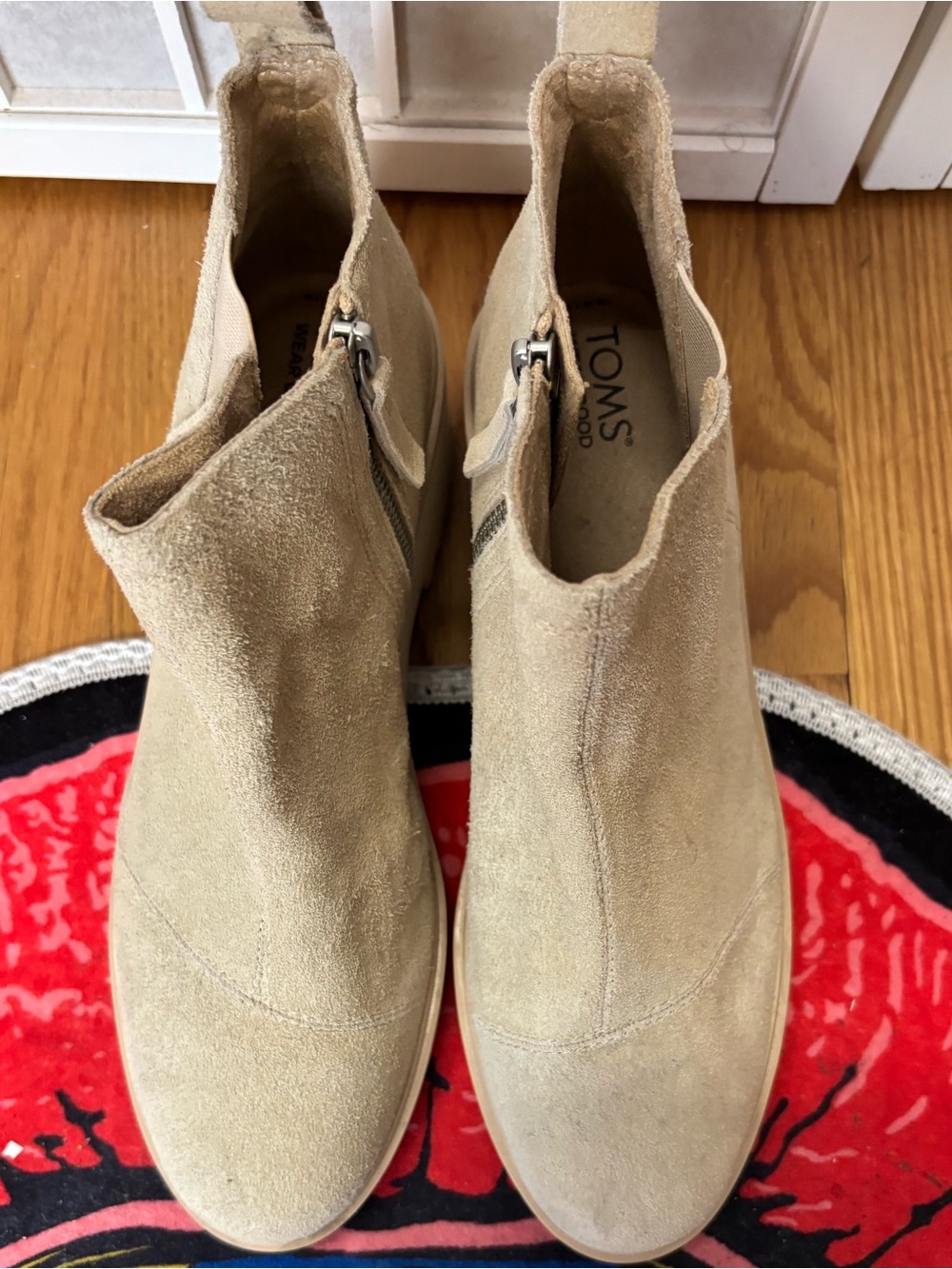 TOMS Boots